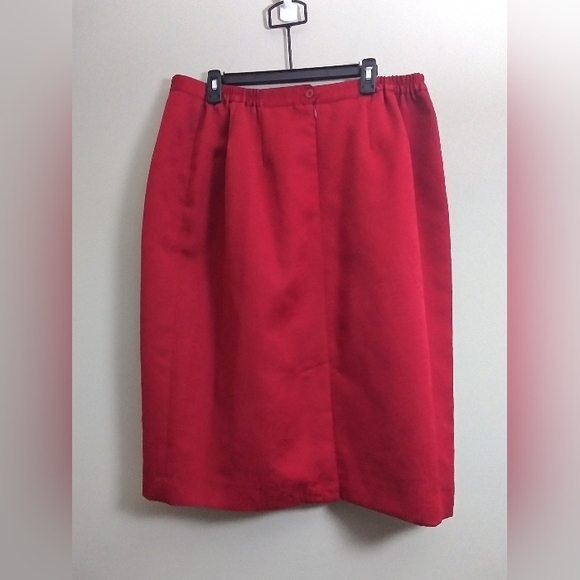 Red 2pc Skirt Suit Set Size 20W - Picture 3 of 9